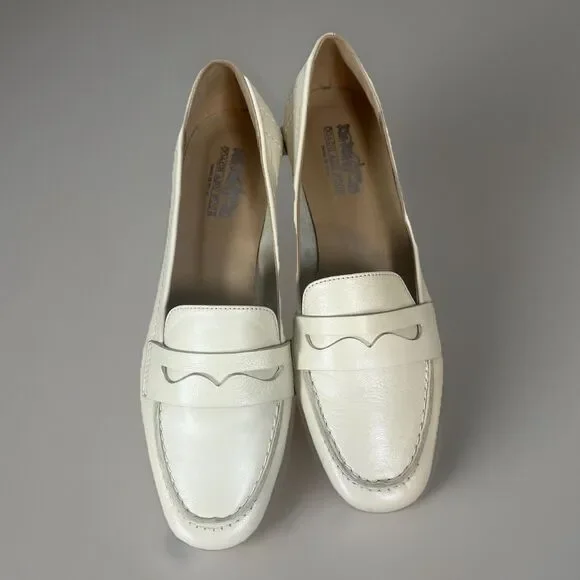 Coach And Four Dana Loafers Cream Leather Upper Slip-On Style Size 8 Italian - Picture 3 of 10
